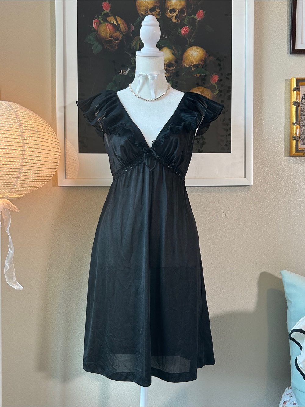 Vintage 60s Kayser black pleated ruffle slip dress chemise 32 XS/S